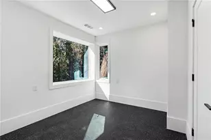 3134 W Roxboro Rd NE, Atlanta, GA 30324 - Photo 41