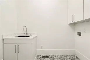 3134 W Roxboro Rd NE, Atlanta, GA 30324 - Photo 35