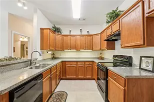 119 Holiday Rd, Buford, GA 30518 - Photo 11