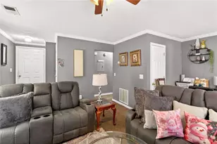 6470 Bedford Ln, Lithonia, GA 30058 - Photo 5