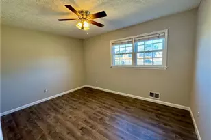 30 Shallowford Rd NE, Kennesaw, GA 30144 - Photo 33