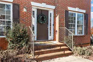 1115 Lake Lucerne Rd SW, Lilburn, GA 30047 - Photo 3