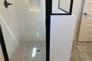 5099 Noble Vlg Wy, Lilburn, GA 30047 - Photo 17