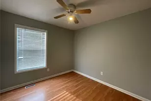 5782 Glenn Hollow Ln, Norcross, GA 30071 - Photo 7