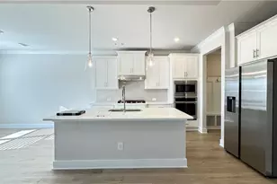 5401 Bancroft Ln, Gainesville, GA 30507 - Photo 13