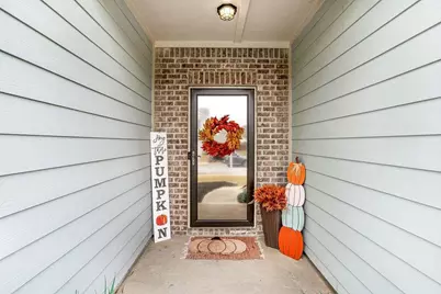 1066 Feldman Chase, Loganville, GA 30052 - Photo 3