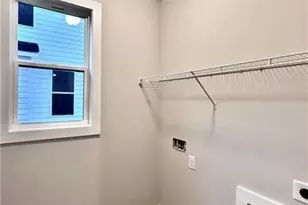 22 Lakewood Ct SE, Cartersville, GA 30120 - Photo 5