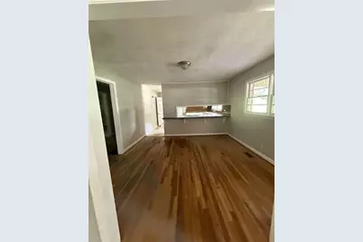 7205 Lakeview Drive, Covington, GA 30014 - Photo 11