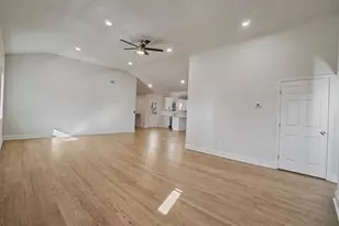 3062 Katherine Valley Rd, Decatur, GA 30032 - Photo 9