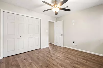 8586 Creekwood Way, Jonesboro, GA 30238 - Photo 15