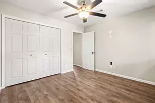 8586 Creekwood Way, Jonesboro, GA 30238 - Photo 15