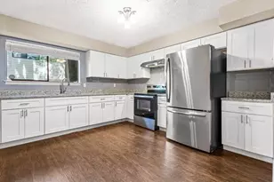 8586 Creekwood Way, Jonesboro, GA 30238 - Photo 5