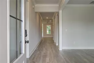 5520 Tullis Dr, Gainesville, GA 30507 - Photo 3