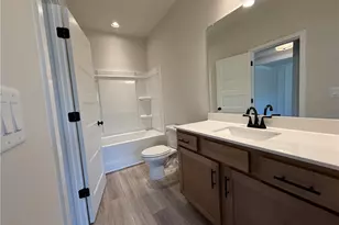 5520 Tullis Dr, Gainesville, GA 30507 - Photo 9