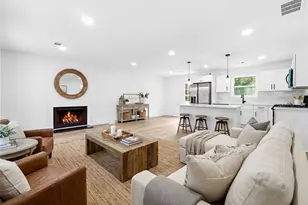 1429 Ridgewood Pl, Lawrenceville, GA 30043 - Photo 5