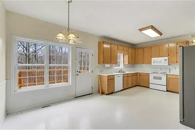 255 Hillbrook Chase, Newnan, GA 30263 - Photo 15