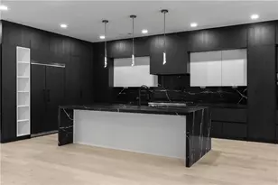 409 Thunder Rd, Buford, GA 30518 - Photo 21