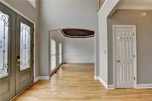 1015 Rowe Oak Cir, Lawrenceville, GA 30043 - Photo 5