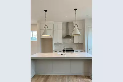 990 Viney Way NW, Atlanta, GA 30318 - Photo 3