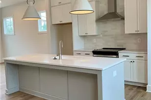 990 Viney Way NW, Atlanta, GA 30318 - Photo 5