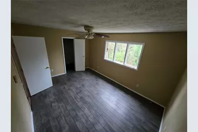 1811 Ashborough Circle #G, Marietta, GA 30067 - Photo 3