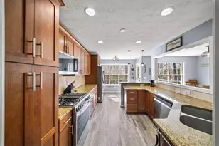 4220 Wildrose Ct, Cumming, GA 30028 - Photo 9