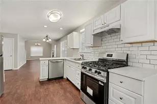 1525 Edgemoor Ln, Douglasville, GA 30134 - Photo 7