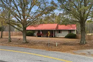 1675 Knight Cir, Loganville, GA 30052 - Photo 39