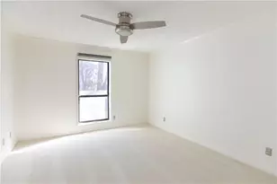 616 Summit N Dr NE, Atlanta, GA 30324 - Photo 15