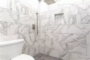 616 Summit N Dr NE, Atlanta, GA 30324 - Photo 13