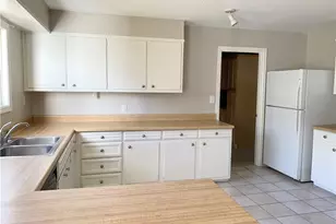 4625 Kings Down Rd, Dunwoody, GA 30338 - Photo 11