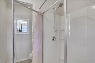 2060 Paxton Dr SW, Lilburn, GA 30047 - Photo 29