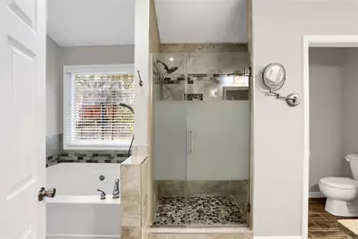 5243 Haverford Run Drive, Lilburn, GA 30047 - Photo 19