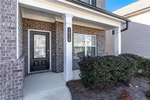 1612 Dover Creek Ln, Lawrenceville, GA 30045 - Photo 3