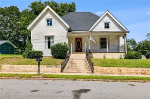 208 Georgia Ave S, Bremen, GA 30110 - Photo 1