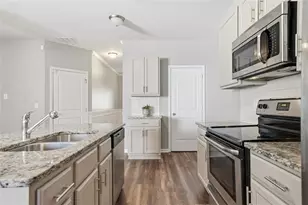 3249 Garden Glade Ln, Stonecrest, GA 30038 - Photo 9