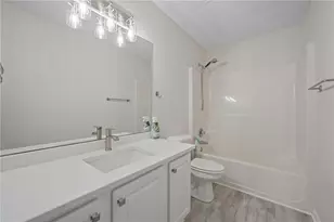 902 Tree Creek Blvd, Lawrenceville, GA 30043 - Photo 23