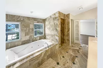 7040 Northgreen Drive, Atlanta, GA 30328 - Photo 35