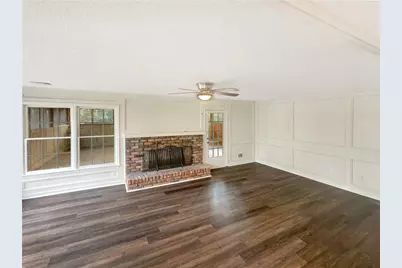 7040 Northgreen Drive, Atlanta, GA 30328 - Photo 5