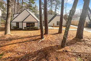 7040 Northgreen Dr, Atlanta, GA 30328 - Photo 1