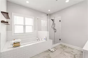 2022 Drew Dr NW, Atlanta, GA 30318 - Photo 27