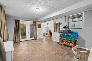 2220 Davis Oaks Ct, Stone Mountain, GA 30087 - Photo 17