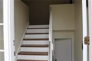 135 Omega Dr, Lawrenceville, GA 30044 - Photo 9