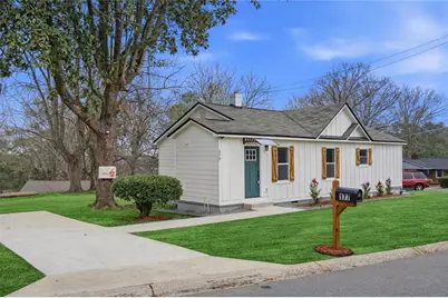 177 Woods Drive NE, Marietta, GA 30060 - Photo 3