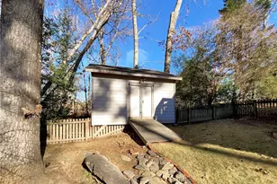 2380 Black Bear Ct, Buford, GA 30519 - Photo 9