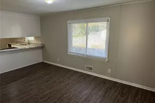 437 Lockridge Ln, Lawrenceville, GA 30046 - Photo 5