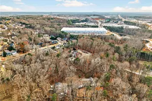 2151 E Maddox Rd, Buford, GA 30519 - Photo 35