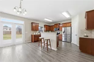 107 Oakbrook Ln, Douglasville, GA 30134 - Photo 7