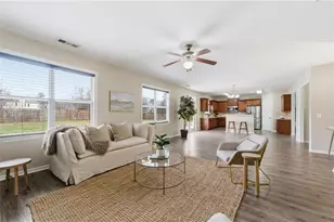 107 Oakbrook Ln, Douglasville, GA 30134 - Photo 13