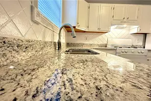 4712 Valley Ridge Dr, Duluth, GA 30096 - Photo 9